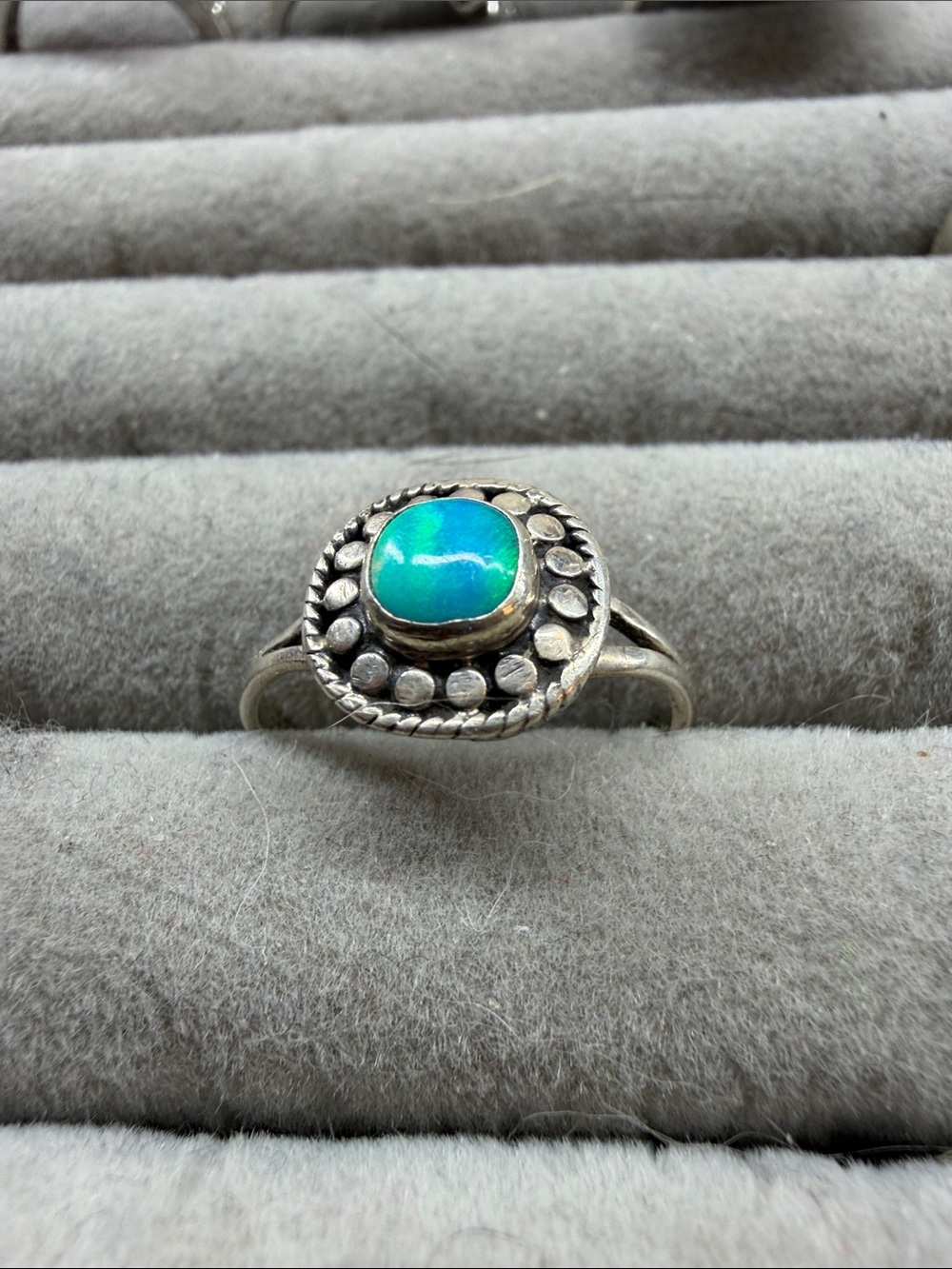 Sterling Silver Blue-Green Opal Cabochon Ring - Picture 3 of 5